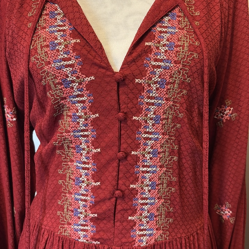 Knox Rose Red and White Embroidered Dress with Bishop Sleeves Size 1X - Picture 2 of 7
